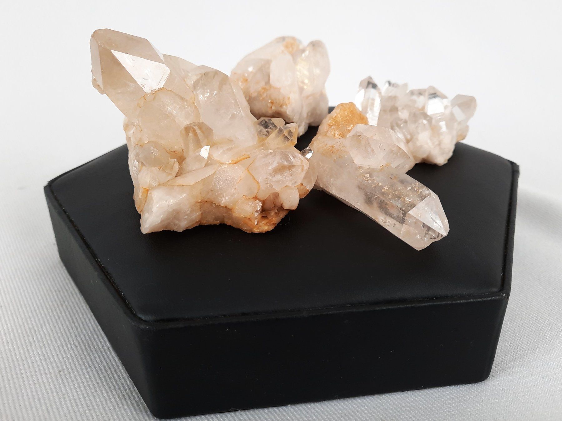 Mineralien & Heilsteine: 4 Bergkristalle – Gebraucht aus Beinwil am See von Restwert_Beinwil 1
