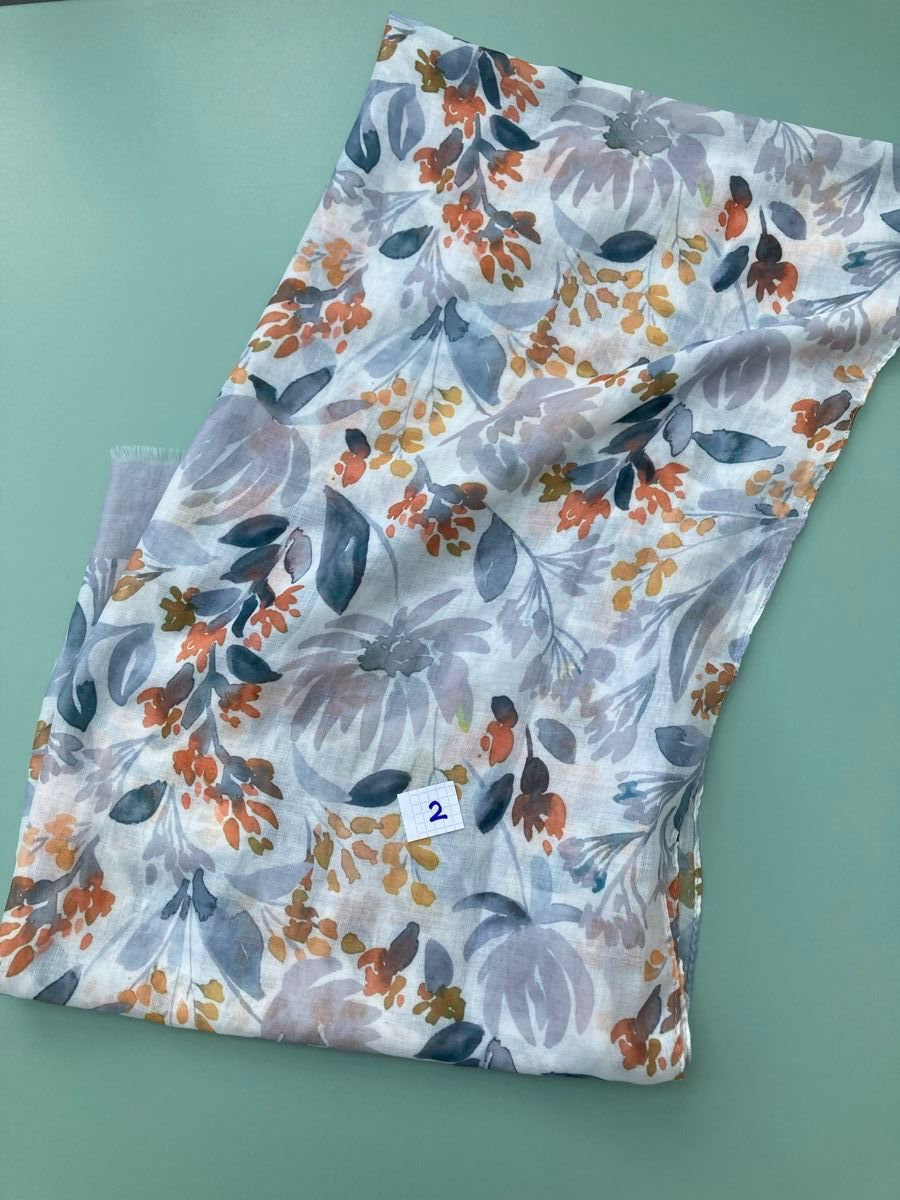 Foulard & Sciarpe: Schal /Halstücher diverse, CHF 8.- pro Stk – Nuovo (secondo la descrizione) da Braunau venduto da Tina_24 2