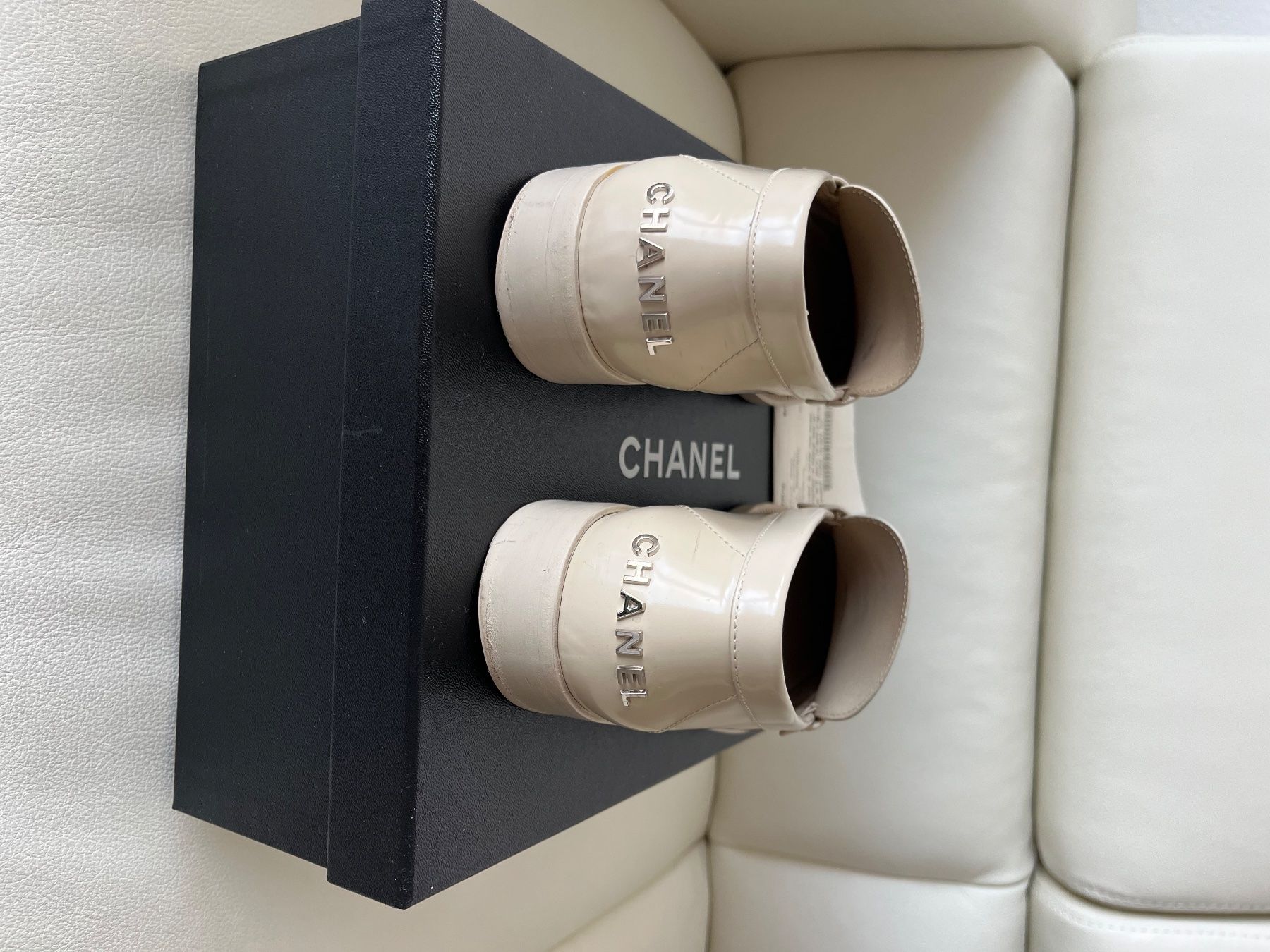 Chanel Damenschuhe: Chanel Loafers 39.5 Beige – Gebraucht aus Neuchâtel von Code001 1