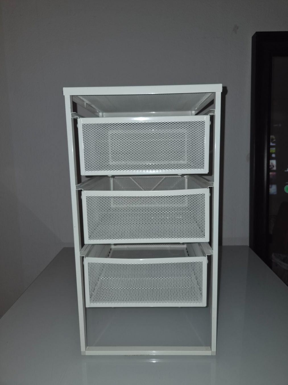 Kommoden: Ikea Schreibtisch Gestell weiss – Gebraucht aus Bern von dan_z5f7