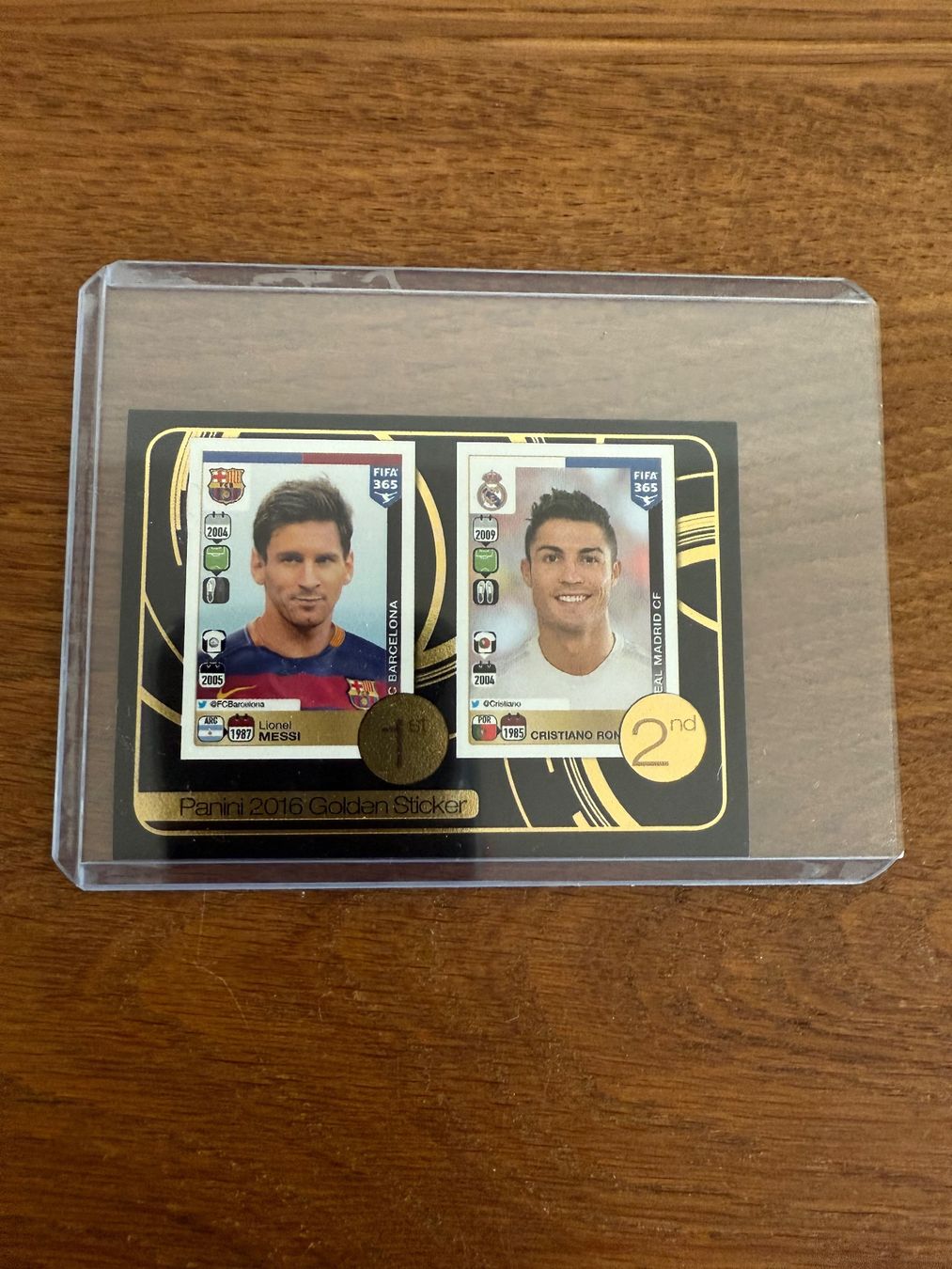 Panini Carte collezionabili: PANINI Messi&Ronaldo Golden Sticker Neu – Nuovo (secondo la descrizione) da Emmenbrücke venduto da Hugo_9