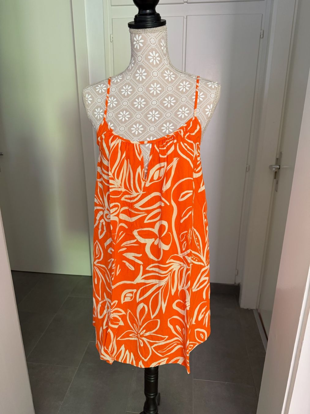 Etam Kleider: Etam - Robe de plage - M – Gebraucht aus Sion von accroshoes