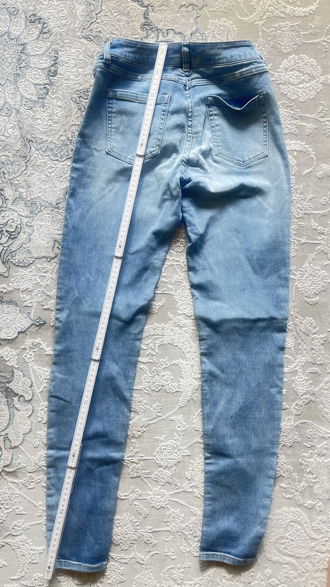 Pantaloni: Jeggings Gr 38 – Usato da Davos Platz venduto da Infinity795 1