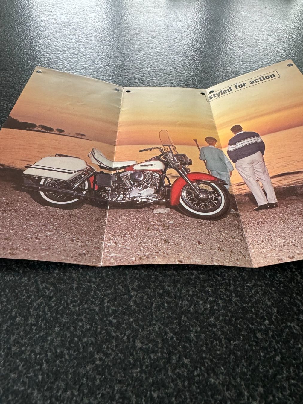 Documenti: Harley Prospekt, Katalog, Flyer Electra Glide FLH 1966 – Usato da Niederhasli venduto da Berno 2