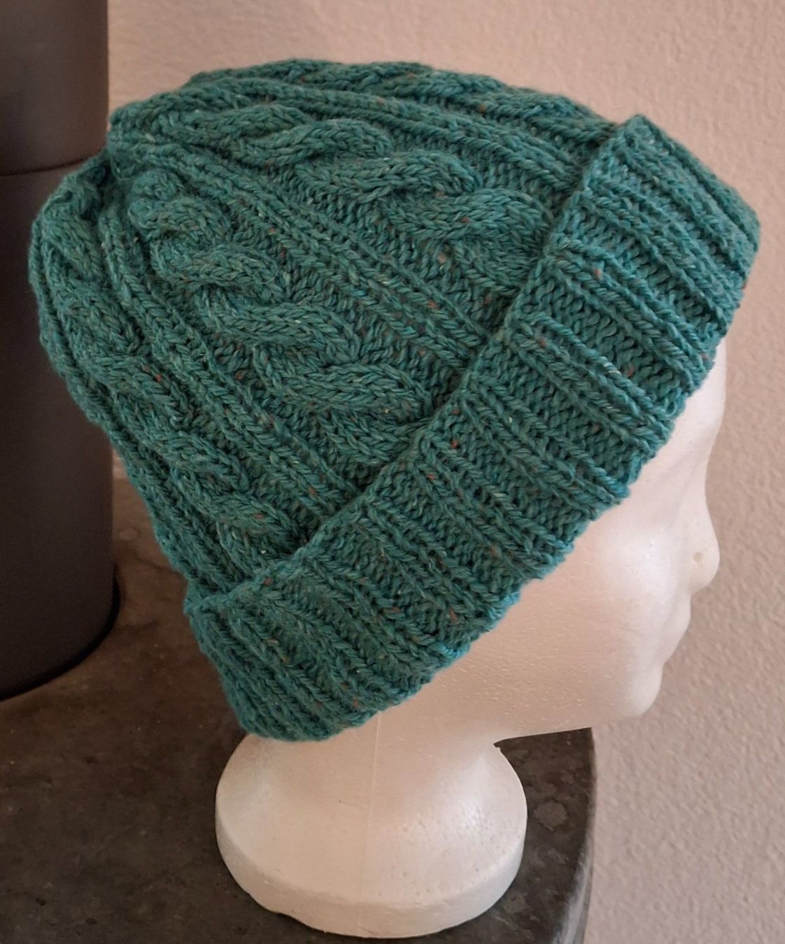 Chapeaux, bonnets & casquettes: Mütze "Pine" handgestrickt    NEU – Neuf (Voir description) à Langenthal par Handstrick 2
