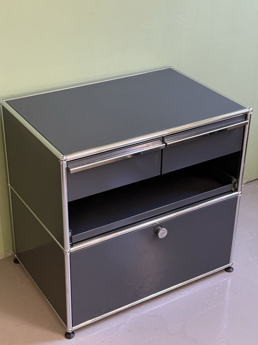 USM Eléments de bureau: USM Haller Korpus – D'occasion à Glattbrugg par q-aderdesign 4