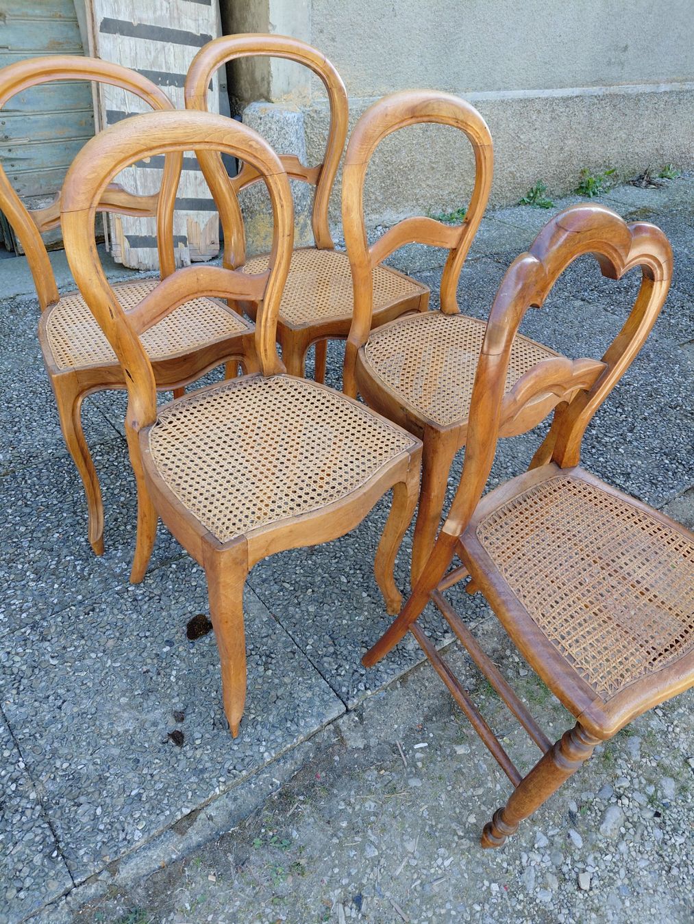 Chaises: Chaises cannées – D'occasion à Noiraigue par pel_ny7d