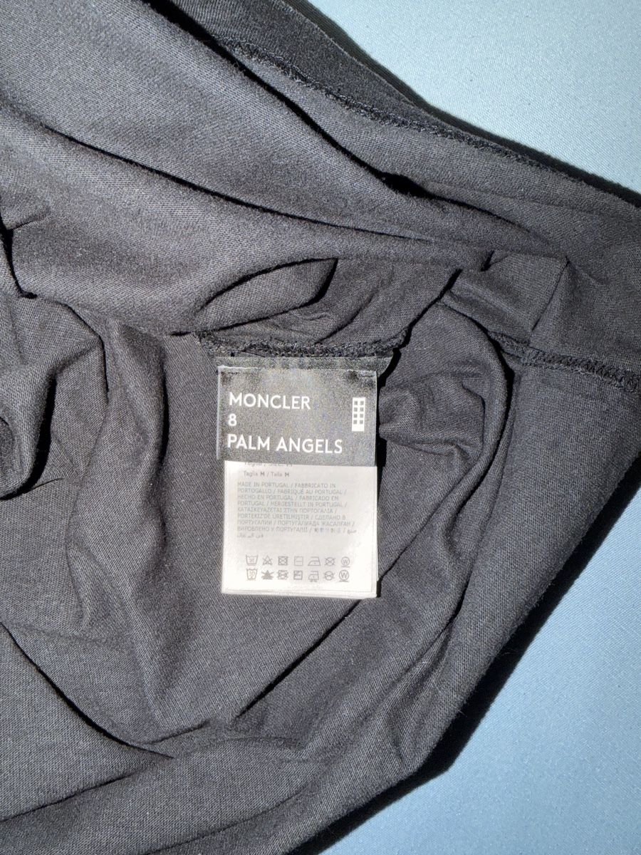 Moncler T-Shirts: Moncler x Palm Angels Shirt M – Gebraucht aus Zürich von Bonez_9 2