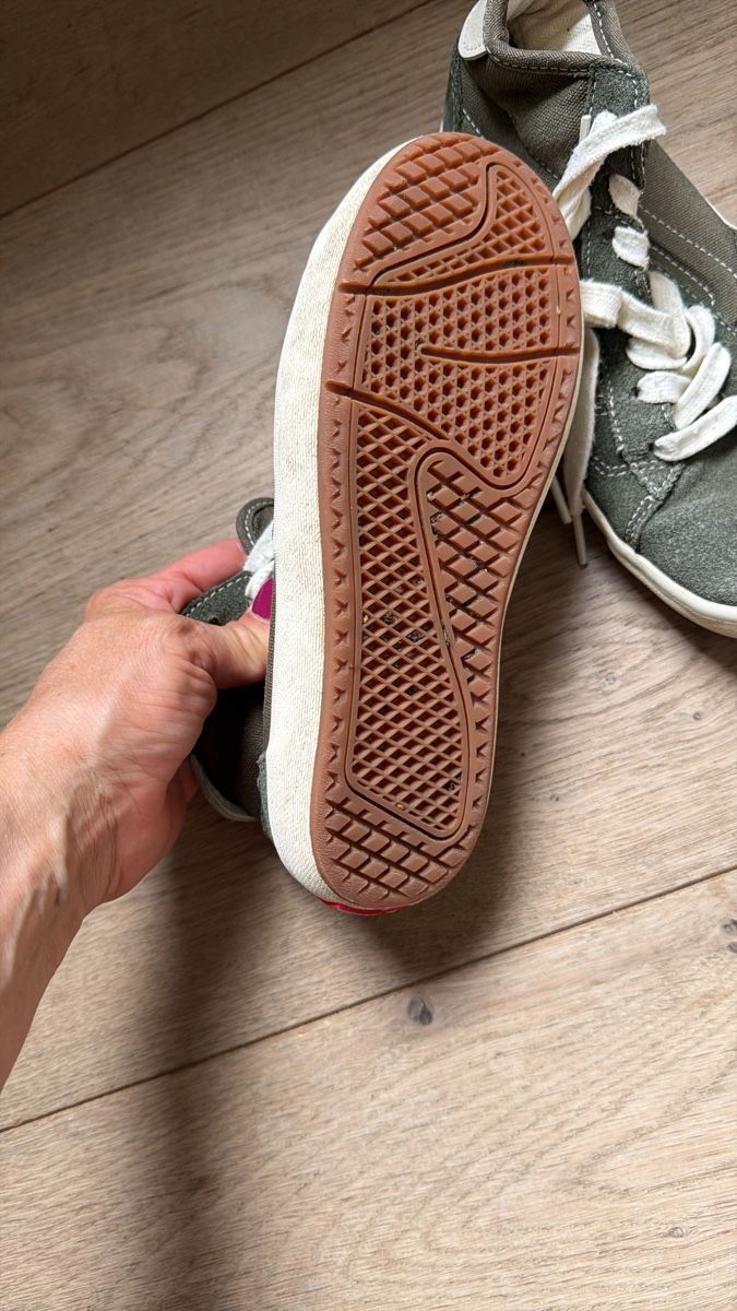 Vans Schuhe für Jungen: Vans Sneakers Kind – Gebraucht aus Goldiwil (Thun) von Chicita_fank 2