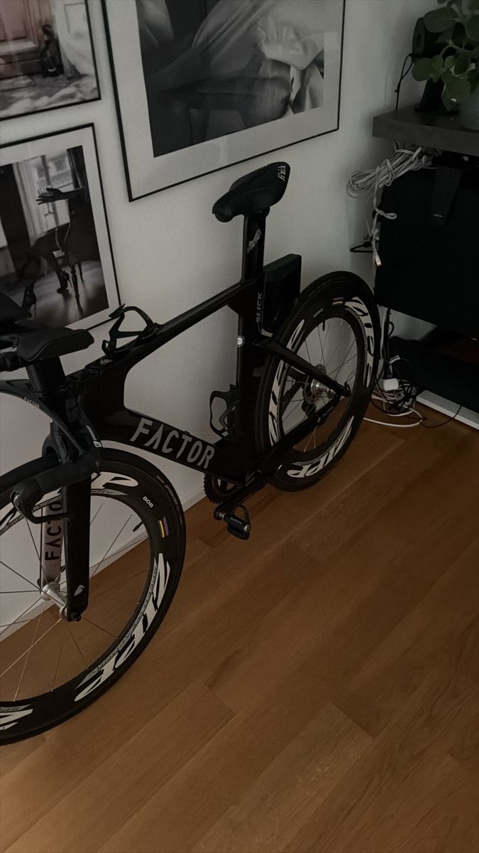 Factor Bikes Velos: Factor Slick TT / Triathlon (Grösse M) – Gebraucht aus Bremgarten AG von mar_9d9j