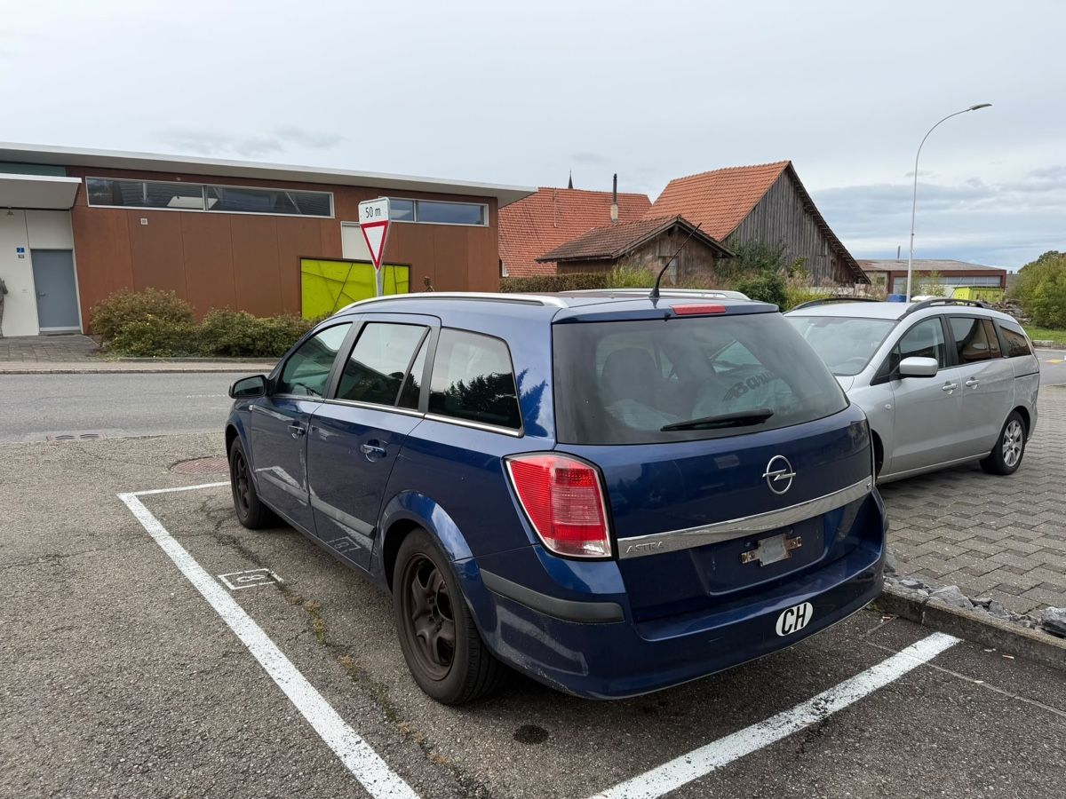 Opel Autos: Opel Astra  – D'occasion à Burg AG par Rl-2390 1