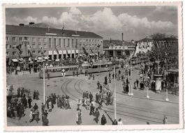 Basel, Muba Frontansicht Halle X - XIV, Trams, gelaufen 1953