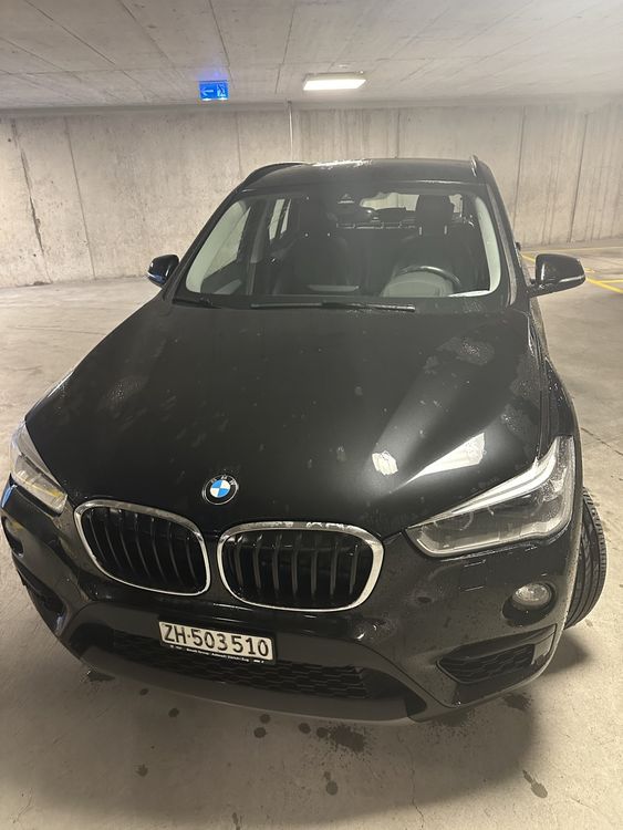 BMW x1 xdrive 20d schwarz