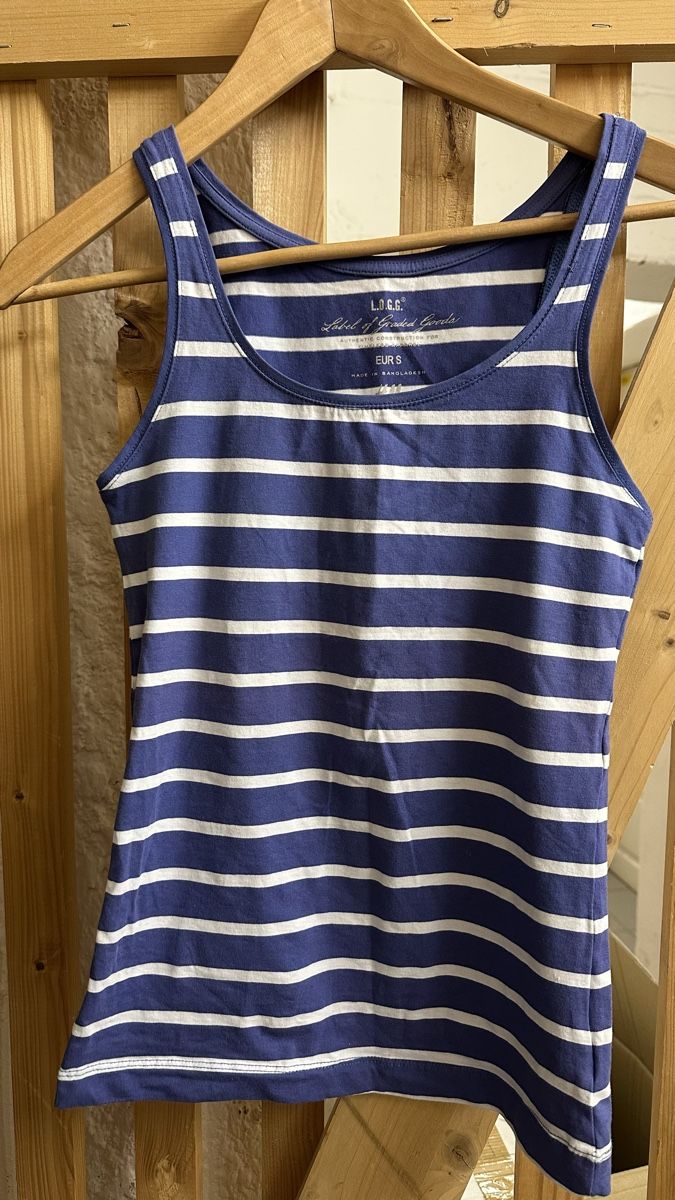 H&M Tops: H&M | T-Shirt | Grösse S – Gebraucht aus ZÜRICH von Schnauk