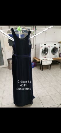 Abendkleid dunkelblau Grösse 54