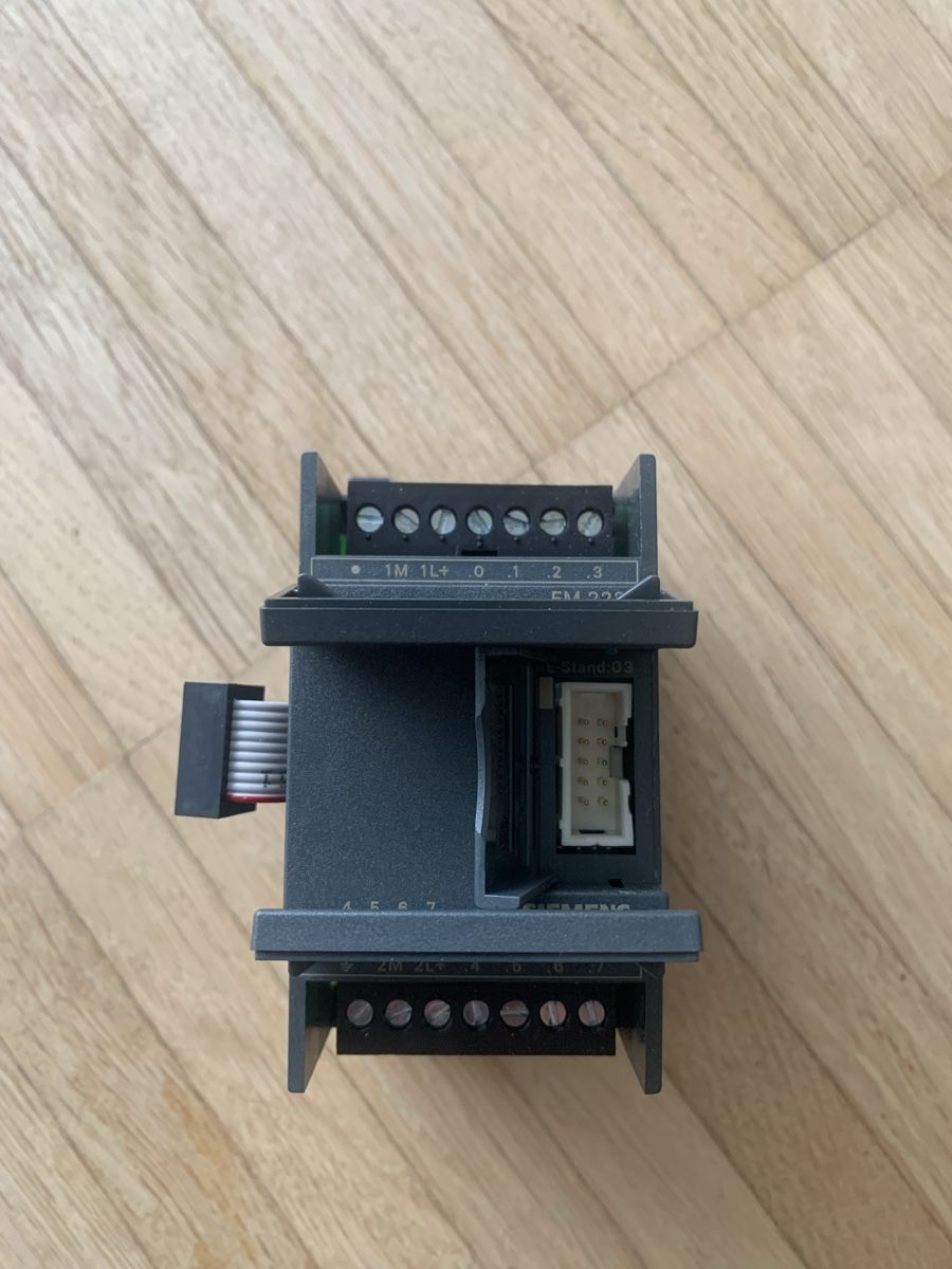 Siemens Componenti elettronici: Siemens SPS-Modul 6ES7 222-1BF22-0XA0 – Usato da Allschwil venduto da rom_s7dz 1