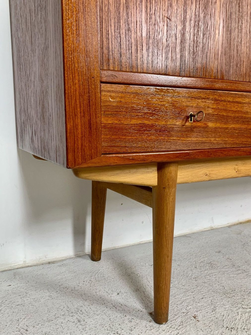 Credenze: Danish Teak Highboard by Arne Vodder 60s – Usato da Basel venduto da MidMod20C 4