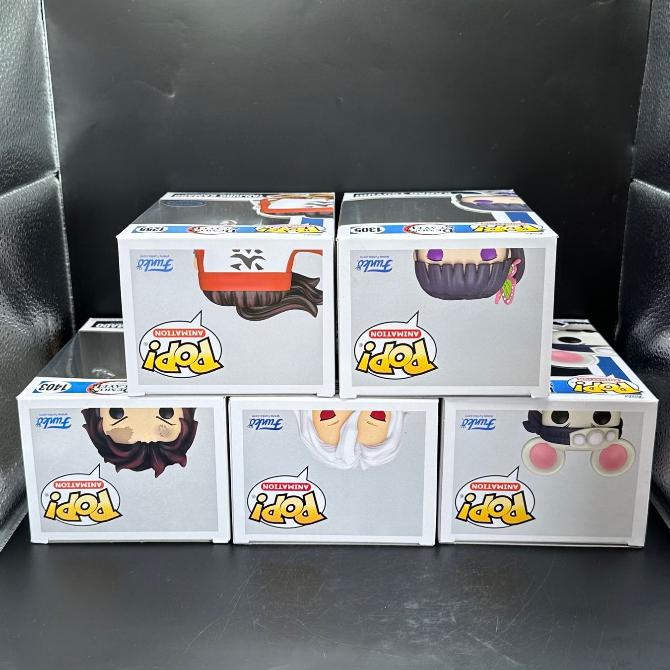 Funko Figuren: Funko Pop! Damon Slayer 5Stk Sammlung – Gebraucht aus Düdingen von Nerdworld 2