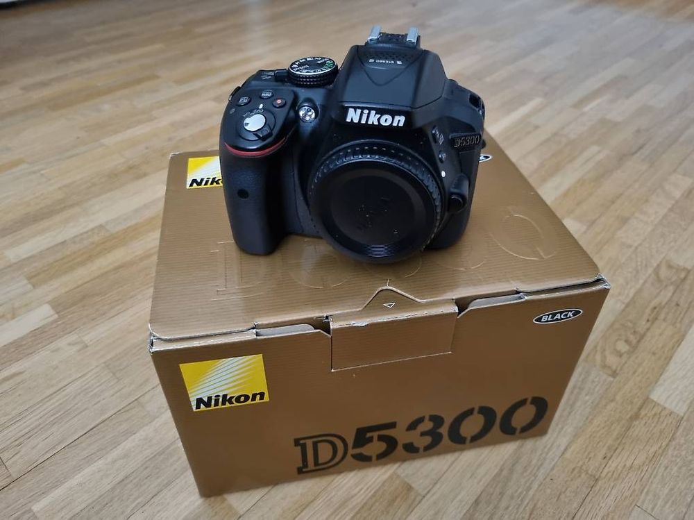 Boîtier Nikon FE 35 Mm Noir - Pour Révision Ou Pièces