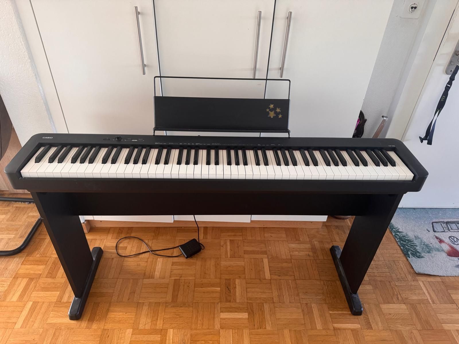 Casio Musikinstrumente: Casio Elektro Klavier  – Gebraucht aus zürich von Rosa1515 3