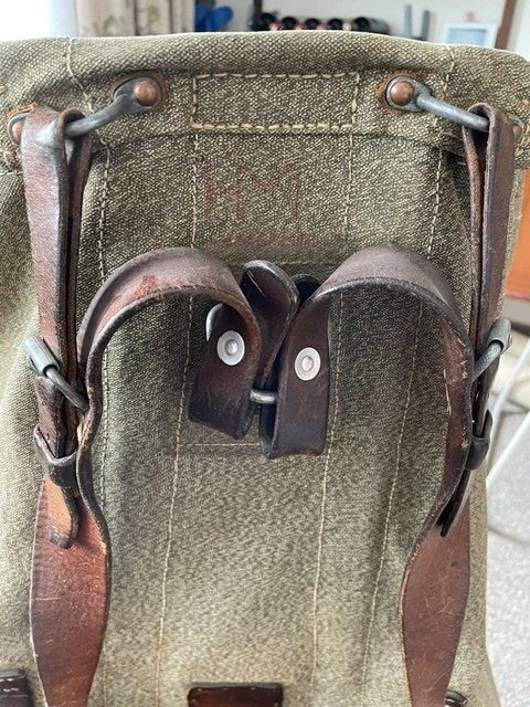 Schweizer Armee Zaini: Schweizer Armee Rucksack Vintage Leder Wasserdicht – Usato da Reinach AG venduto da joric06 2