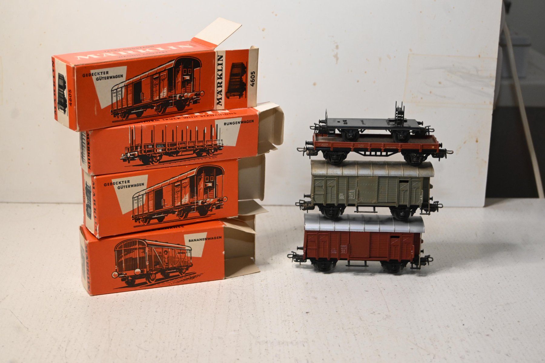 Märklin Modelleisenbahnen: Märklin Güterwagen mit OVP , 4 Stück – Gebraucht aus Laupen ZH von Zmoewe