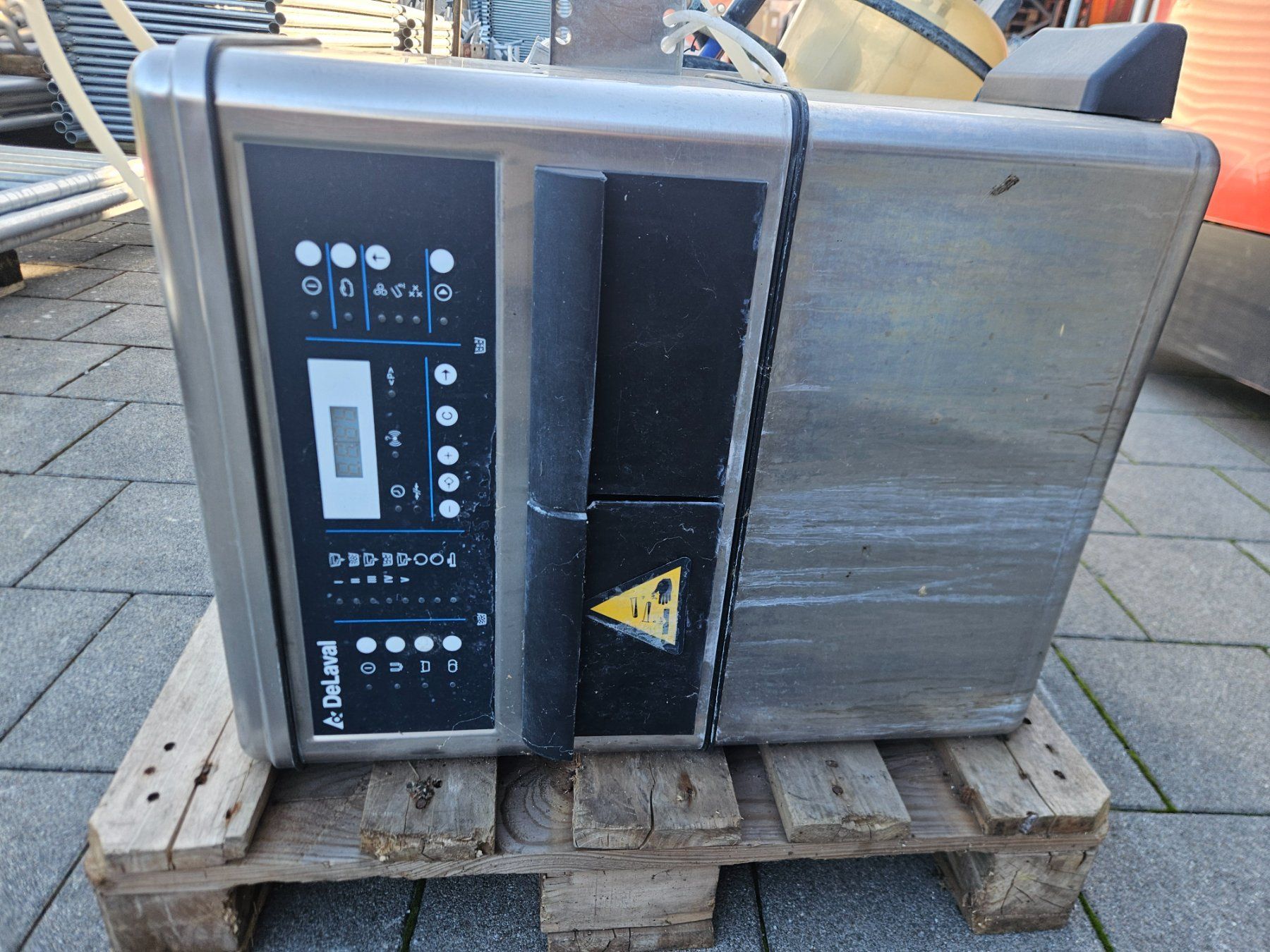 Delaval Tutte le macchine: 8er Melkstand Delaval – Difettoso da Härkingen venduto da LELYcenter 7