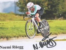 Autogrammfoto vo Radrennfahrerin Noemi Rüegg CH