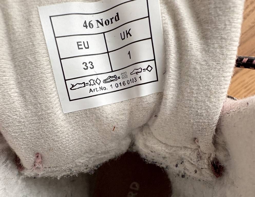Schuhe für Mädchen: Winterstiefel Gr. 33 – Gebraucht aus Zürich von sch_kqj7 3