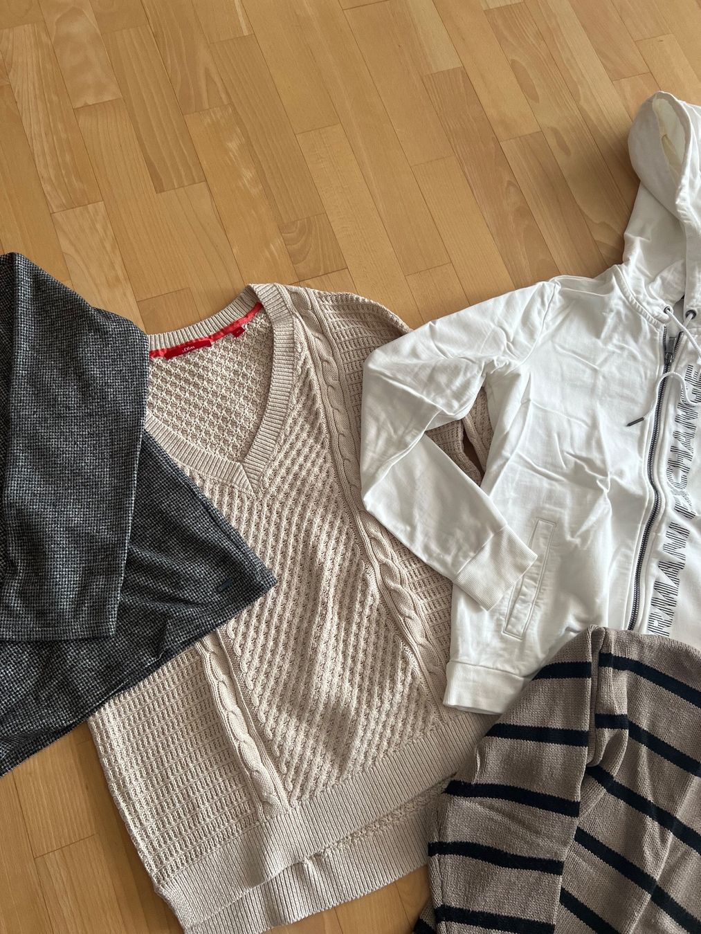 S.Oliver Kleiderpakete: 5 Pullover s. Oliver etc. Gr. M/40 – Gebraucht aus Abtwil SG von ale2002 2