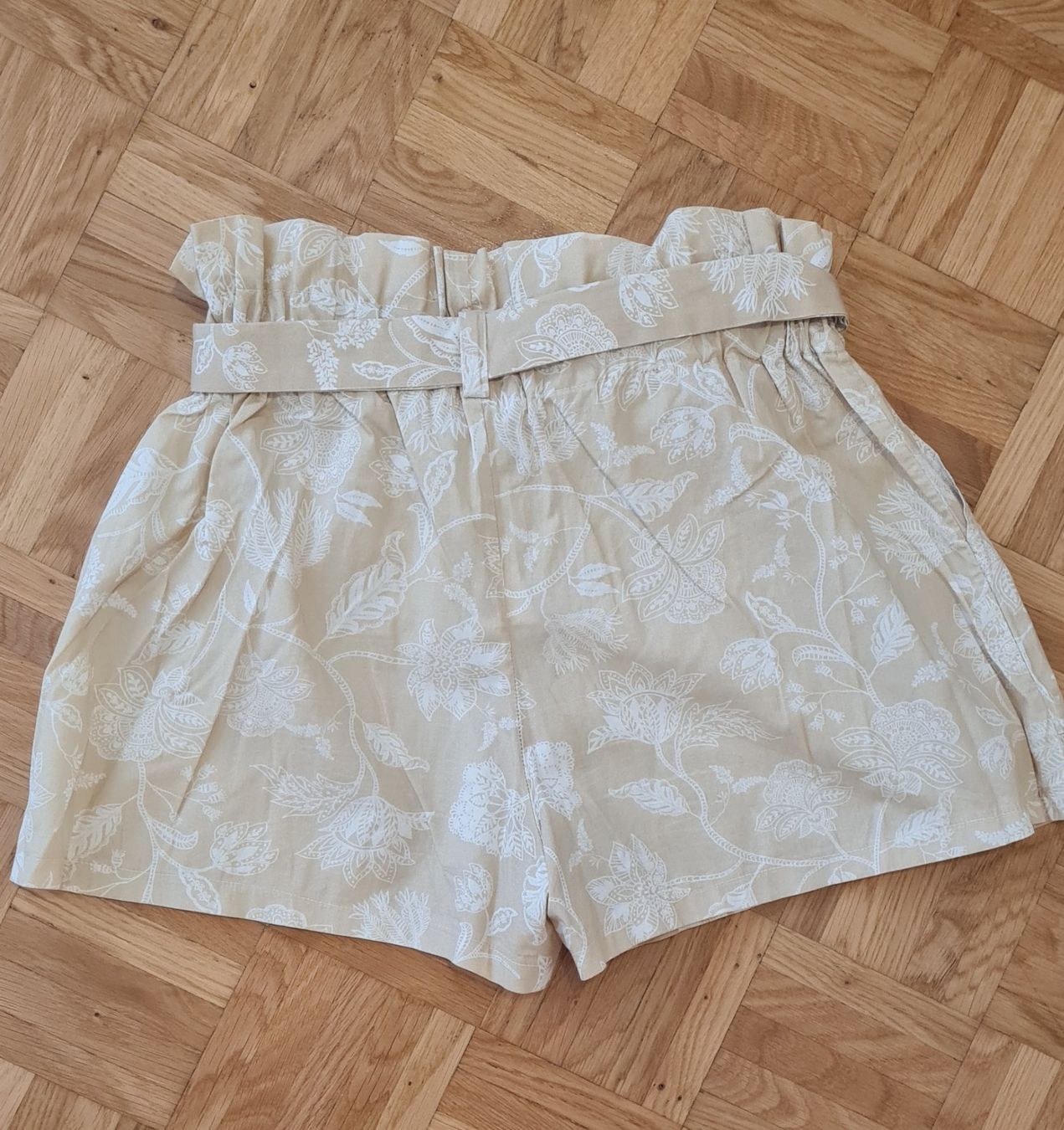 Pantaloni: KAINUA Kurze Hose – Usato da Zürich venduto da Ale_2bly 1