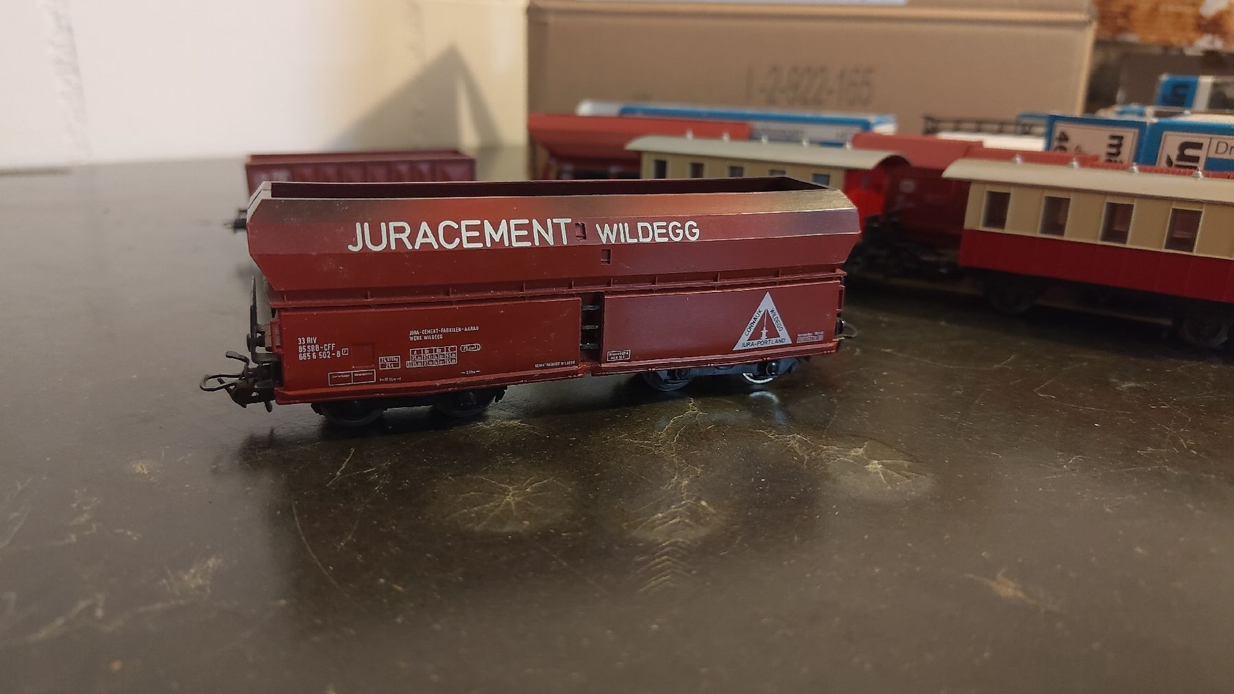 Märklin Modellini di ferrovie: Märklin Güterwagon, Pritschenwagon, Juracementwagon H0 – Nuovo (secondo la descrizione) da Hochdorf venduto da M12345 2