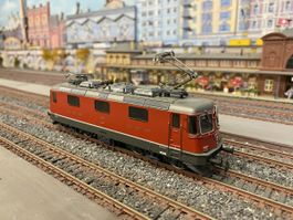 HAG 166 Re 4/4II SBB Rot H0