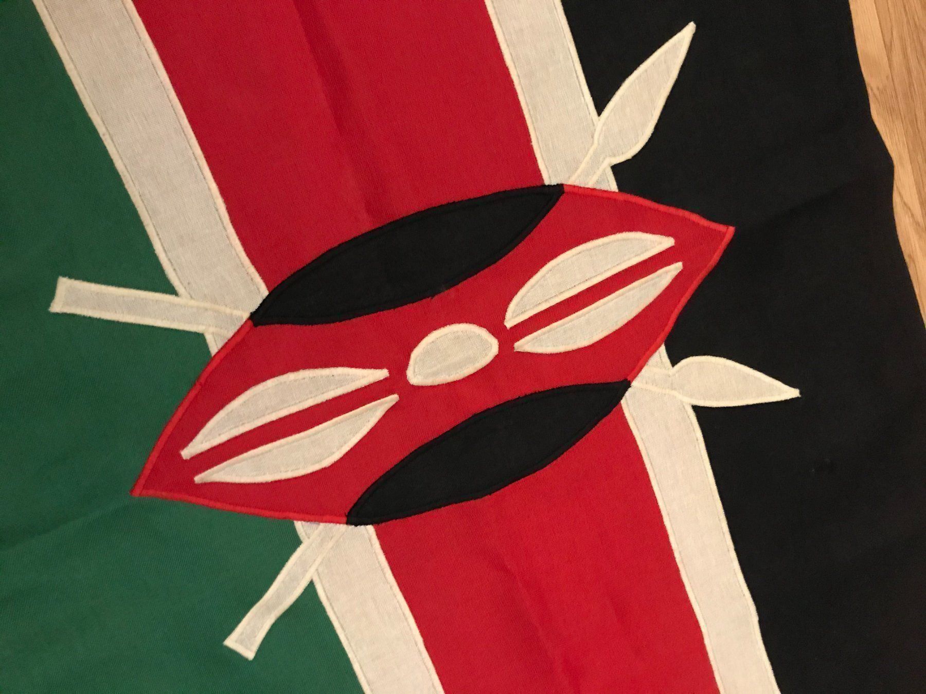 Bandiere: Kenia Flagge – Usato da Obergoldbach venduto da bstailslide 1