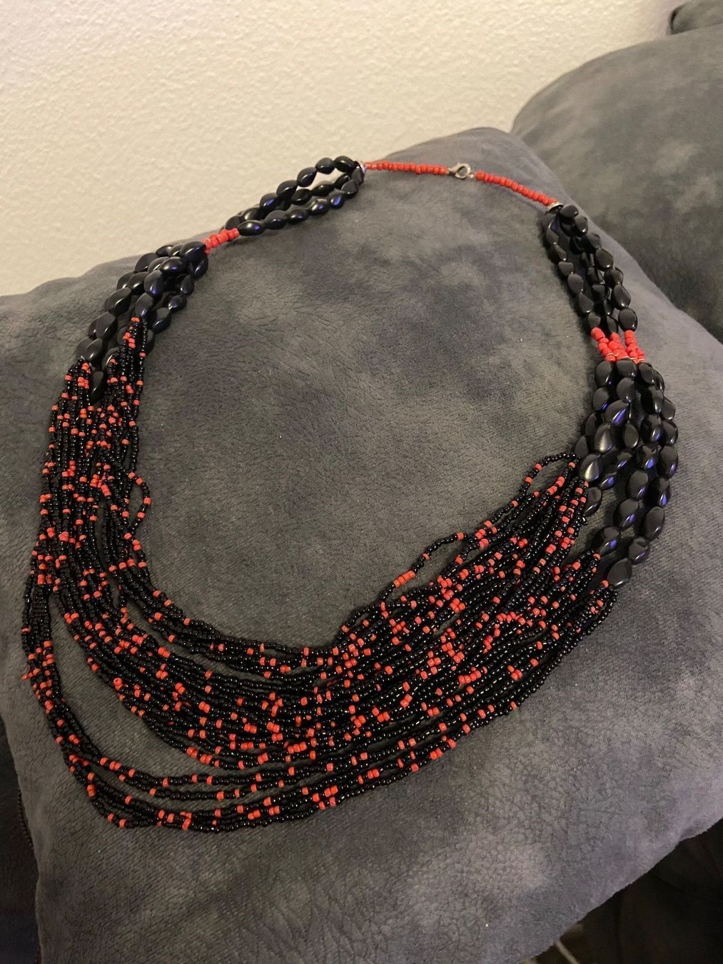 Catenine: Collier – Usato da Montreux venduto da Perledor 2