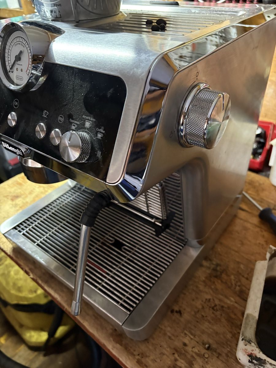 De'Longhi Kaffeemaschinen & Espressomaschinen: Kolpen Kaffeemaschine – Defekt aus steffisburg von Fluehli3 3