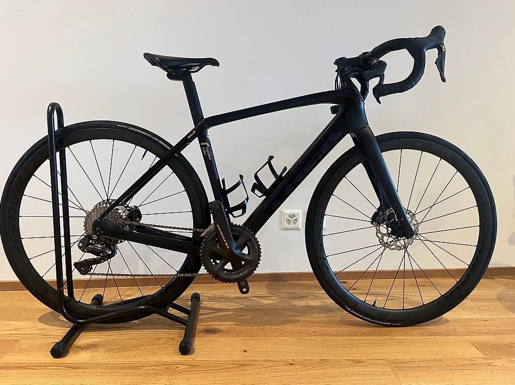 Trek Velos: Trek Domane SL 7  Größe 52  Matte – Gebraucht aus Schaffhausen von Erm1980