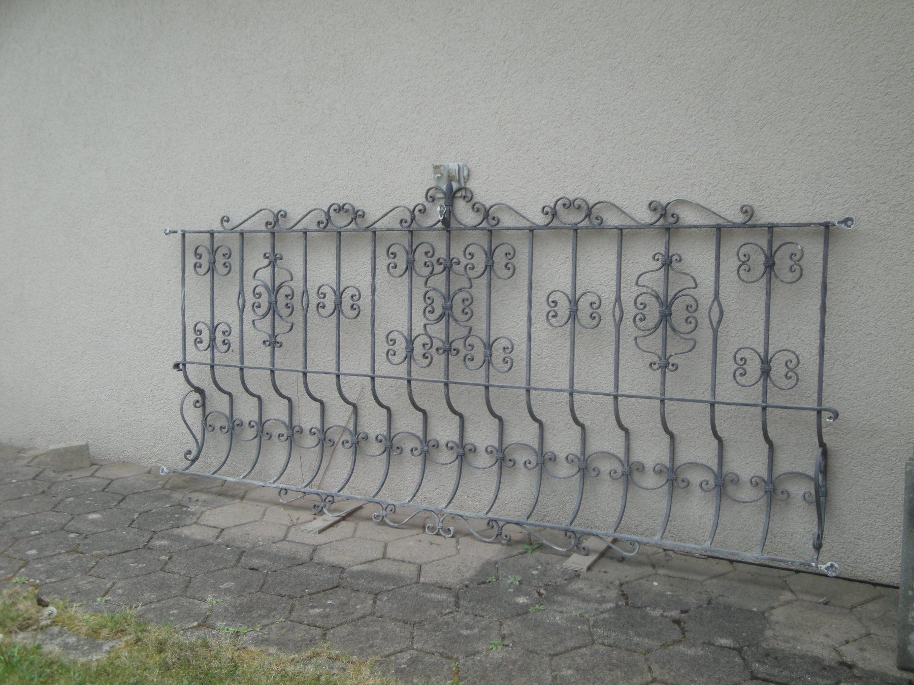 Griglie e Inferriate: Fenstergitter Schmiedeeisen, gebraucht – Usato da Boswil venduto da ziumbo5
