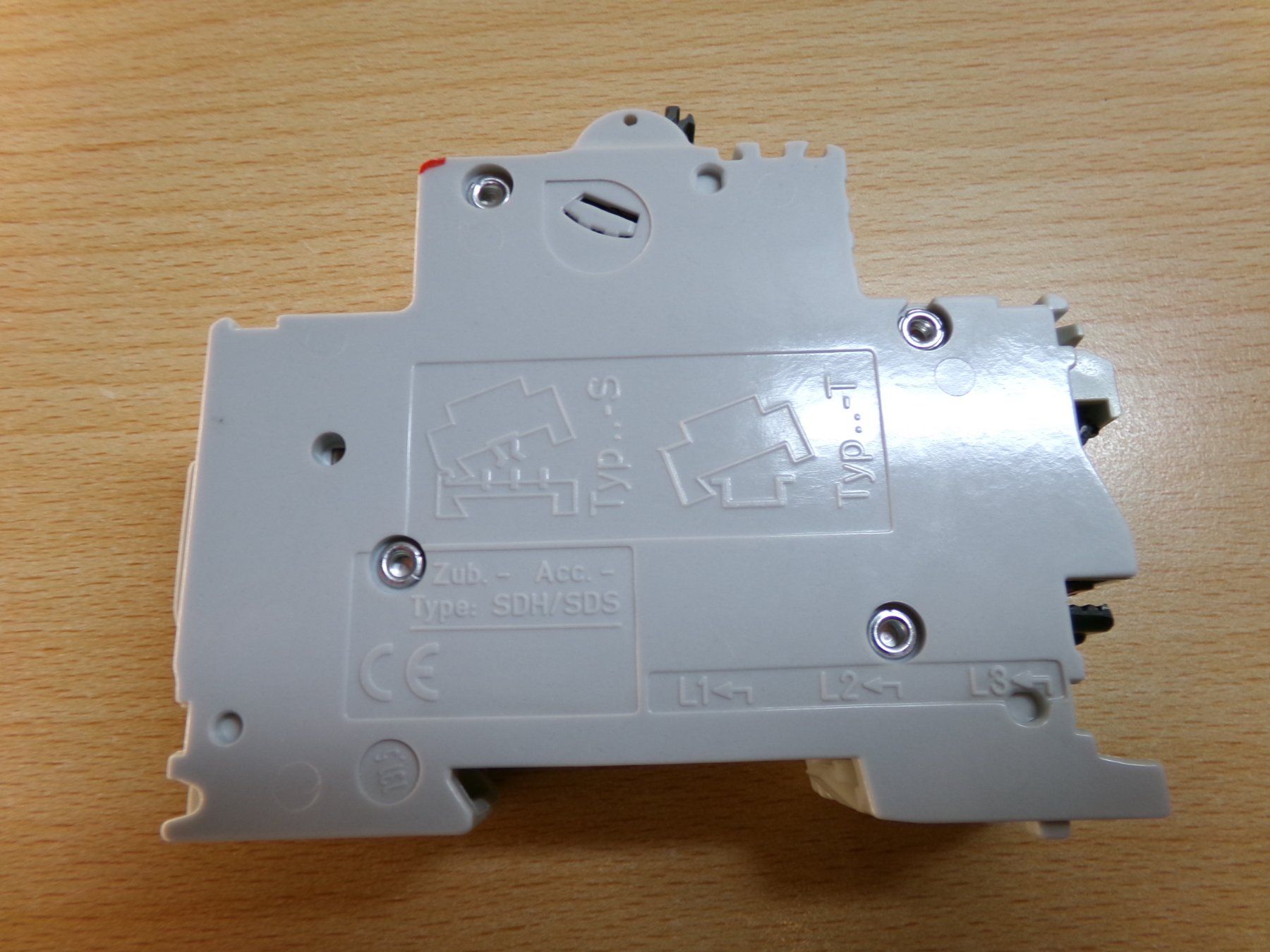 ABB Interruttori: LS G6 mit N-Trenner ABB-smissline – Usato da Hombrechtikon venduto da HGK50 1