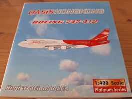 Oasis Hongkong 1:400 Boeing 747-412 mit Reg. Phoenix Limited