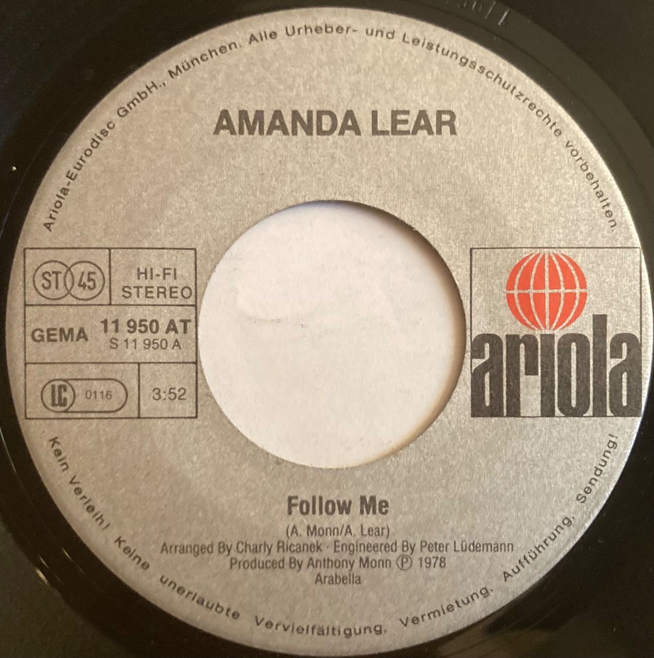 Dischi in vinile: AMANDA LEAR - FOLLOW ME – Usato da Poliez-Pittet venduto da Newtown-Records 2