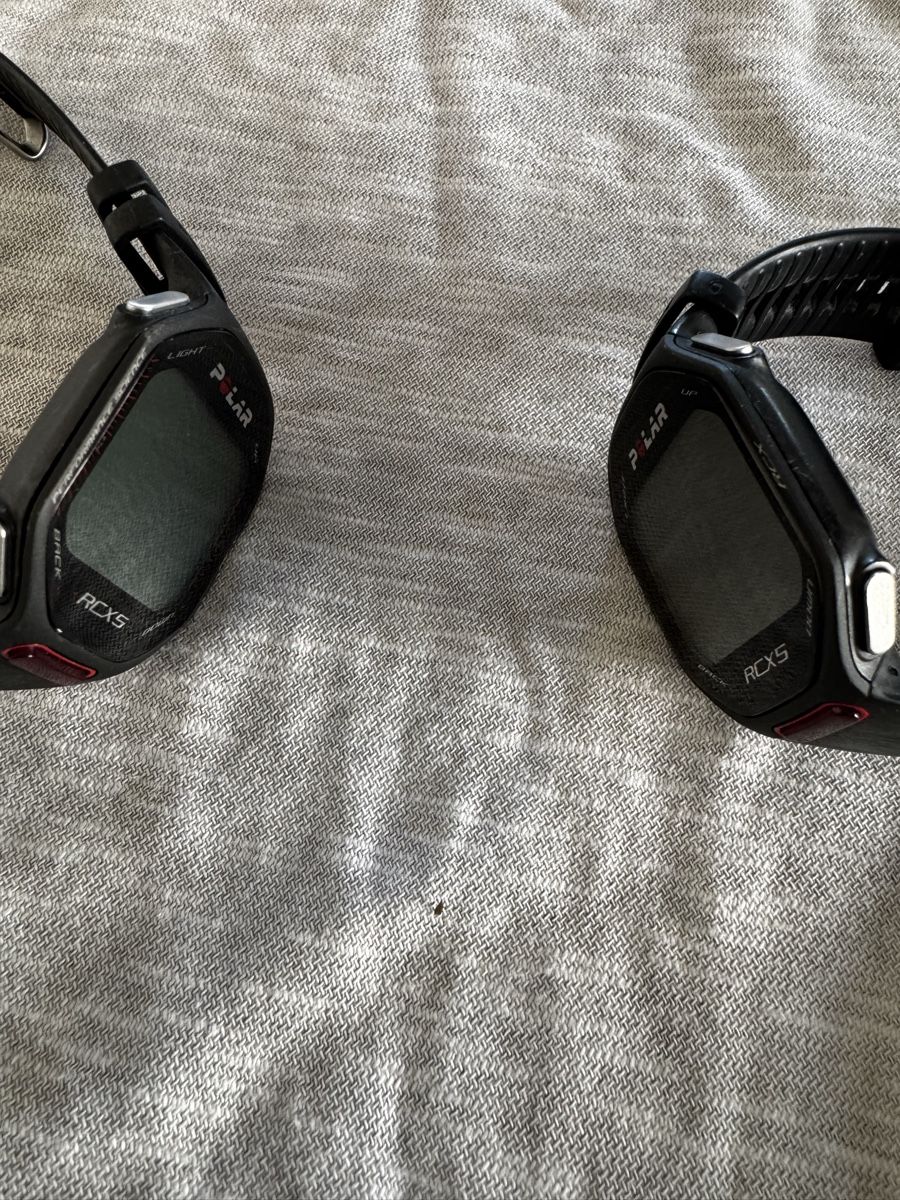 Polar Smartwatch: 2x Polar RCX5 Black – Defekt aus Vevey von Eiden77