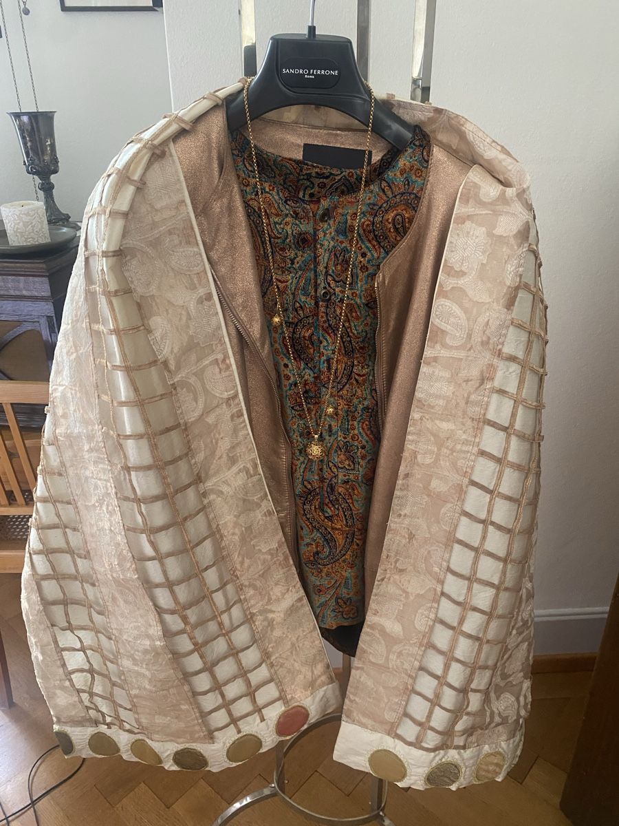 Foulard & Sciarpe: Exklusiver festlicher Designer-Schal – Nuovo e nell'imballaggio originale da Bern venduto da chr_lz96