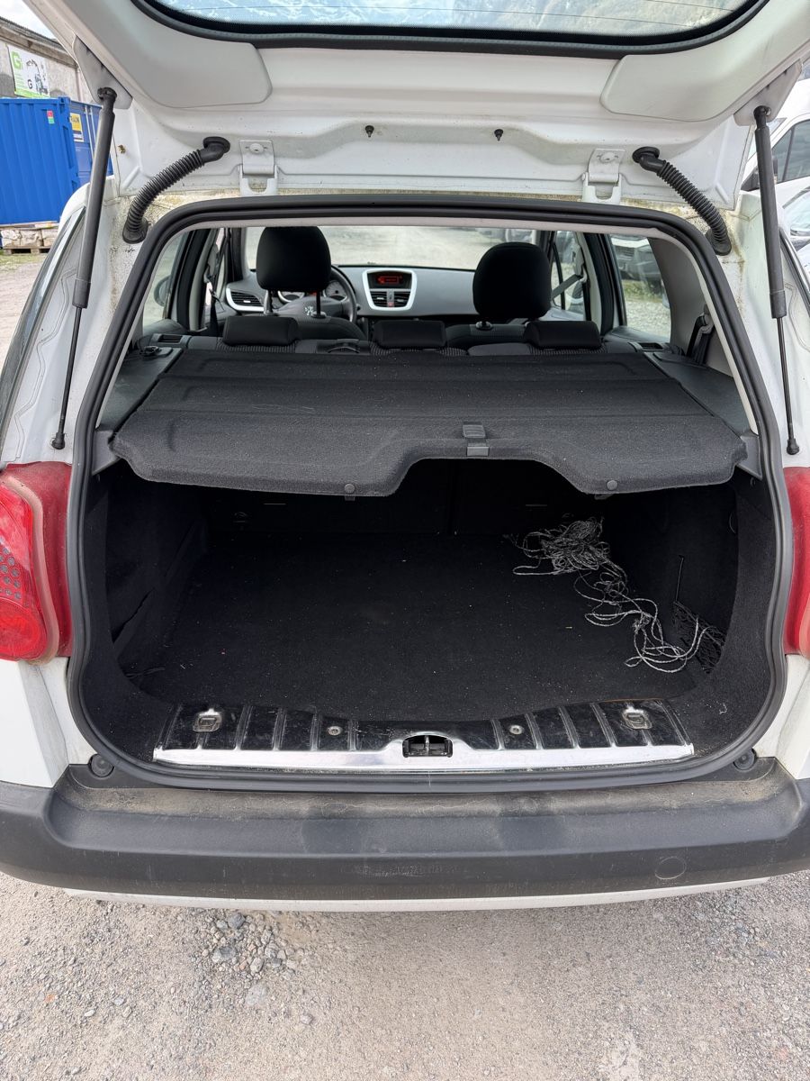 Peugeot Automobili: Peugeot 207SW 1.4Benzin 2011 B5a – Usato da Mollis venduto da BSL10 5