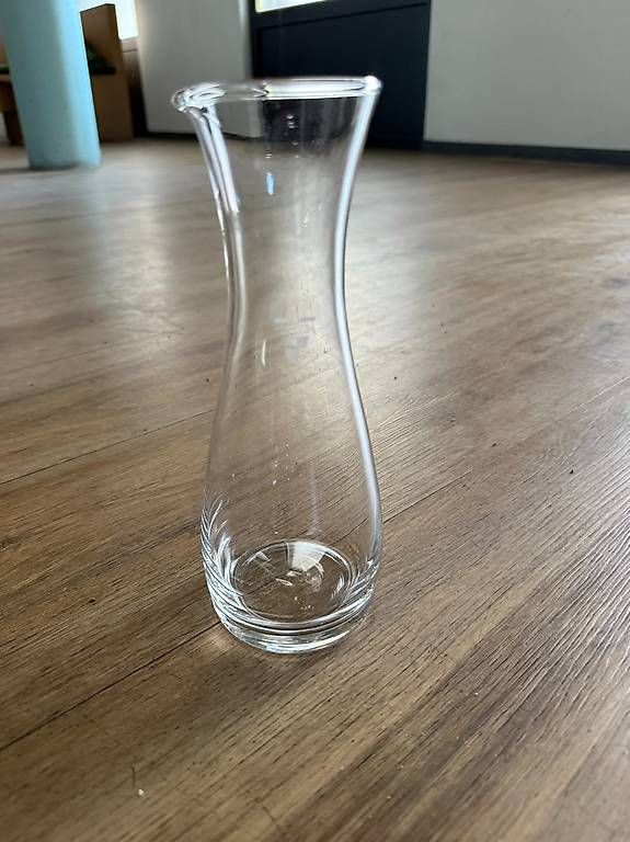 Caraffe: 2 Karaffen, schlanke Form, 0.5 Liter – Usato da Zürich venduto da inf_5zz5