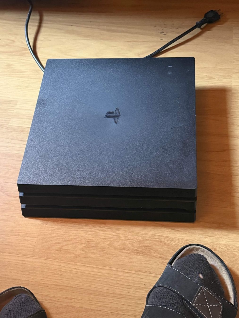 Sony Konsolen: PS4 pro – Gebraucht aus Savièse von rao_ss2p 1