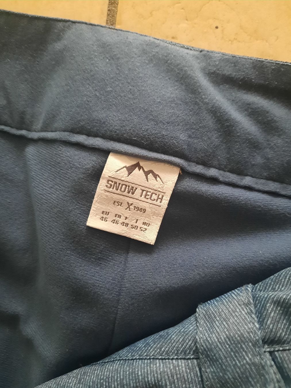 Pantalons: skihose Gr.46 – D'occasion à Lengnau BE par Enaile 2