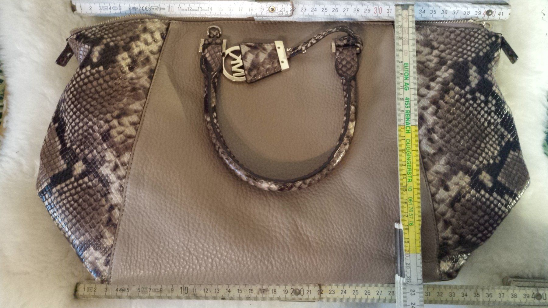 Michael Kors Taschen für Damen: Portoaktion! Michael Kors Riley Tasche, Leder Beige, Python – Neu (gemäss Beschreibung) aus Luzern von Zimprich 8