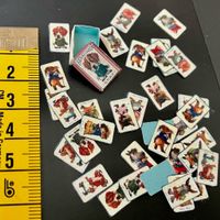 Schnipp-Schnapp für die Puppenstube. Handarbeit aus England.