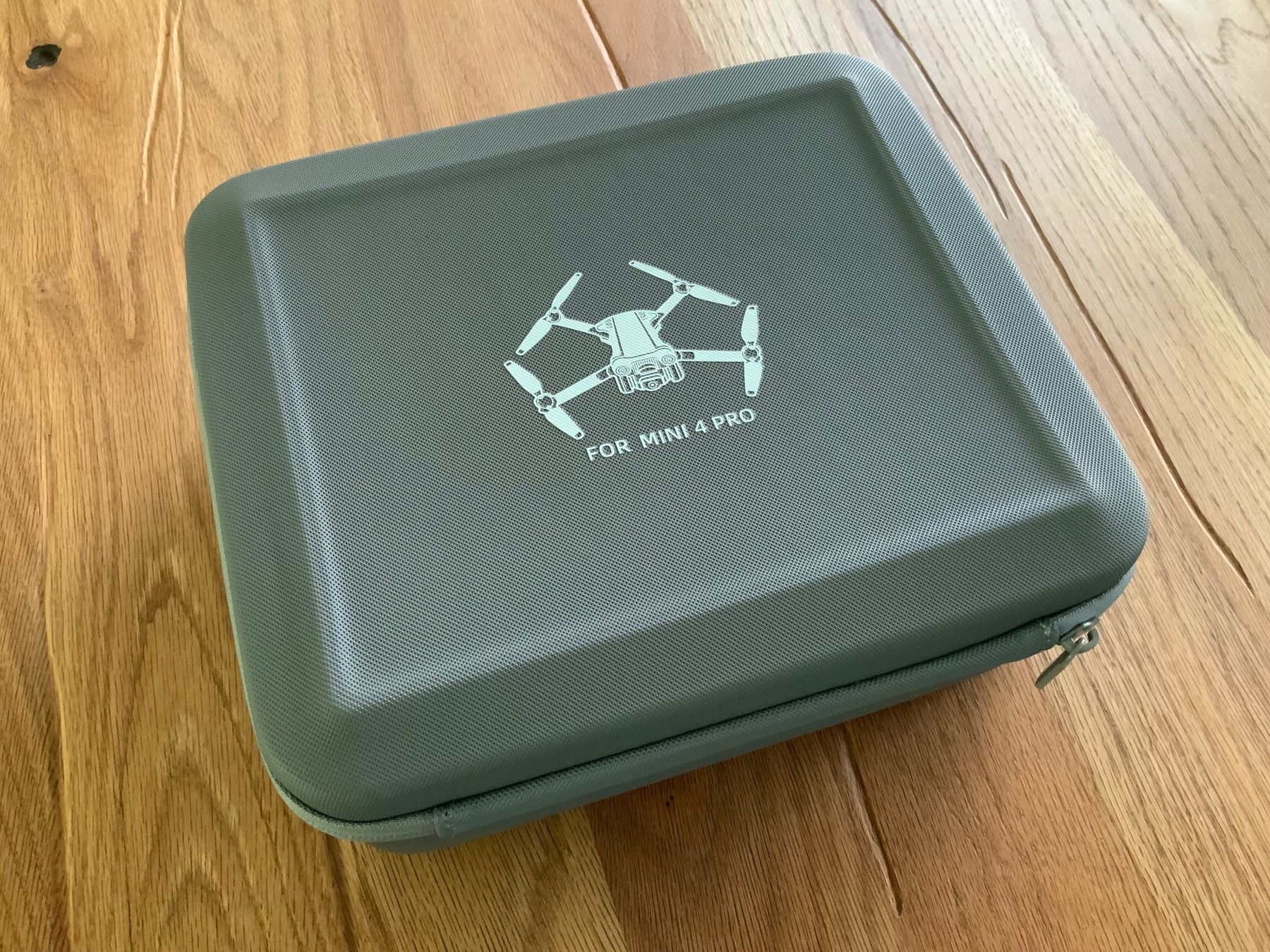 DJI Valises de voyage: Dji Case für Mini 4 pro – Neuf (Voir description) à Luzern par smartshopper09